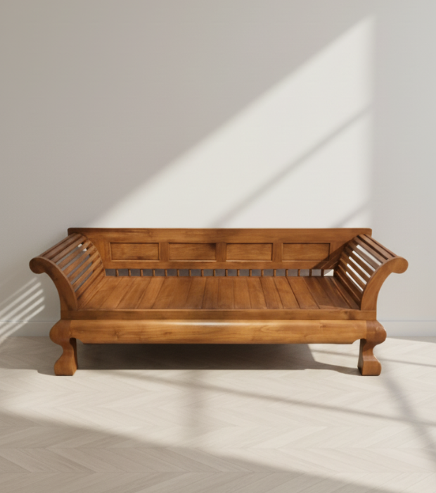 Solid Wood Lounge Seat