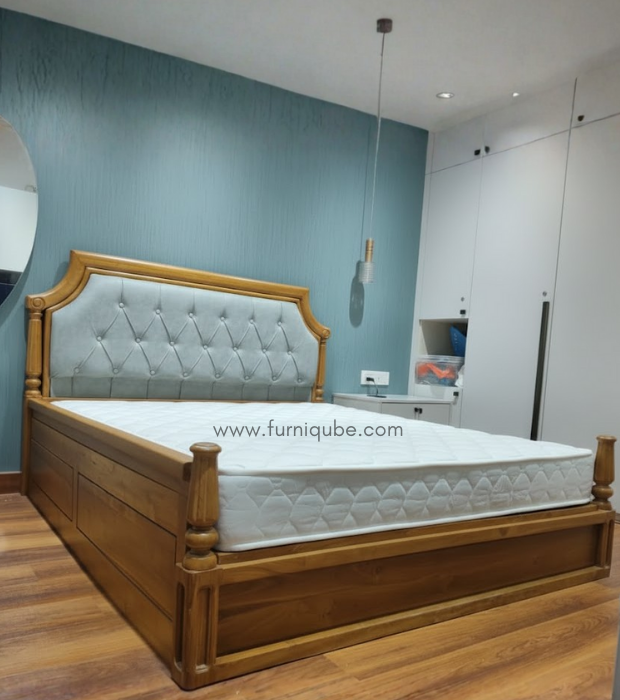 The High-Back Wood Frame